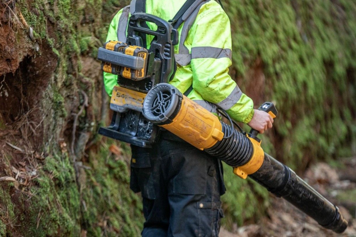 DeWalt DCMBBL800N-XJ Akku-Rucksackgebläse